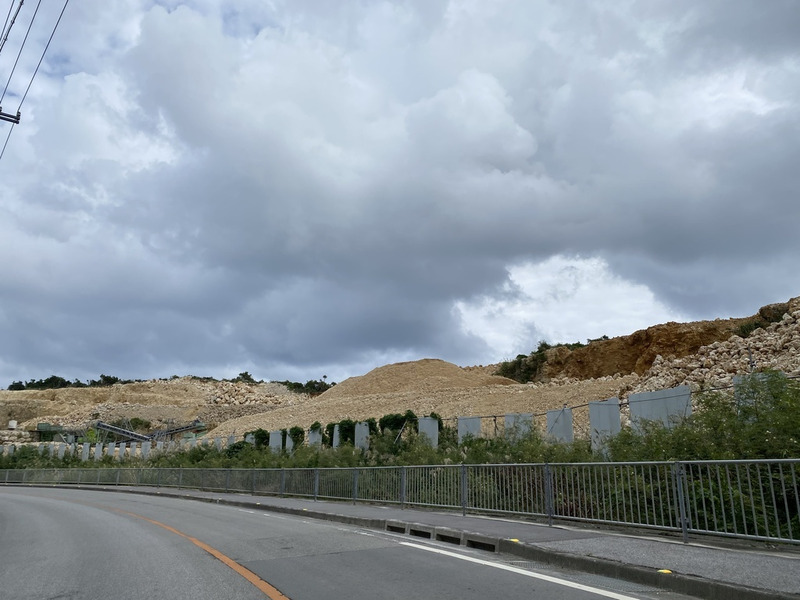 琉球石灰岩で強風対策